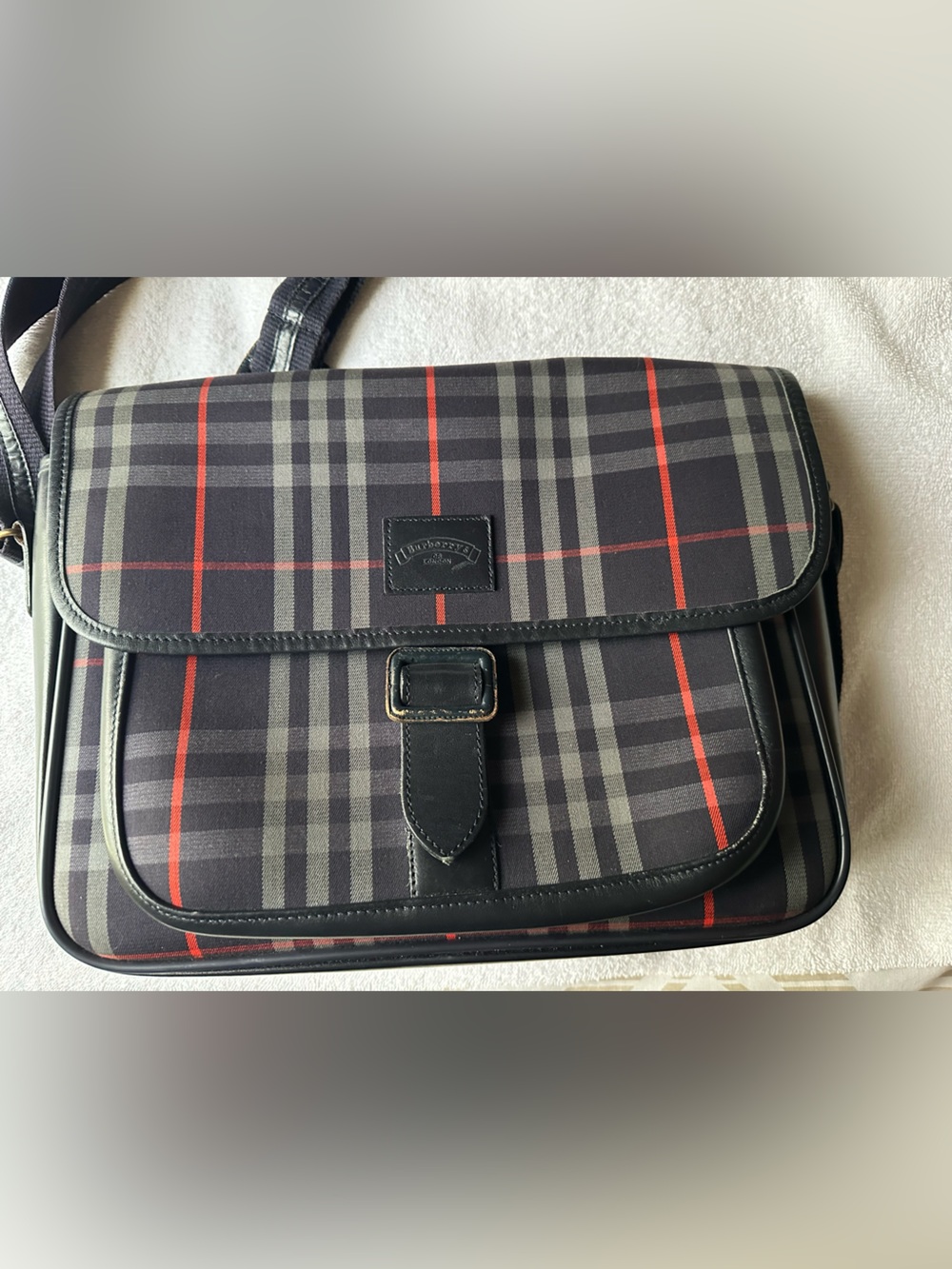 Burberry Nova Check Messenger Crossbody Bag Navy Leather Canvas Laptop Bag - Picture 5 of 13
